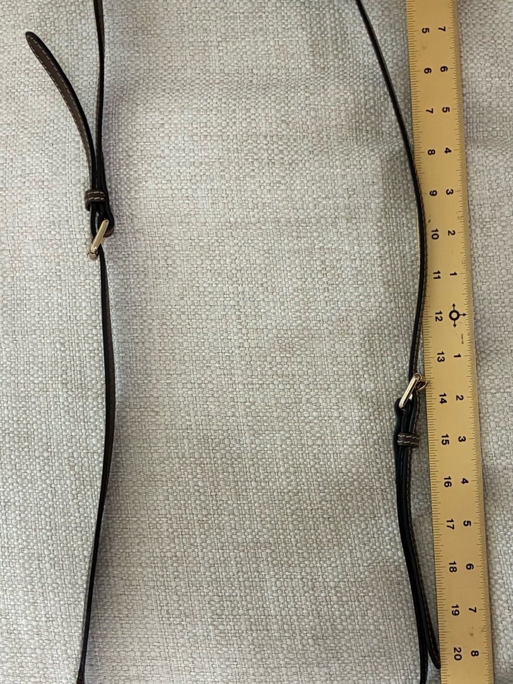 Dooney and Bourke EUC Vintage 
Pebble Grain Brown Leather
Crossbody Shoulder Bag - Picture 13 of 15